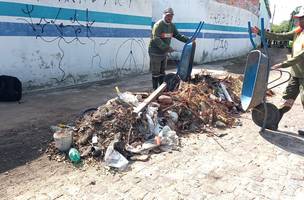 Descarte irregular de lixo é passível de multa (Foto: Ascom/SEMDUH)