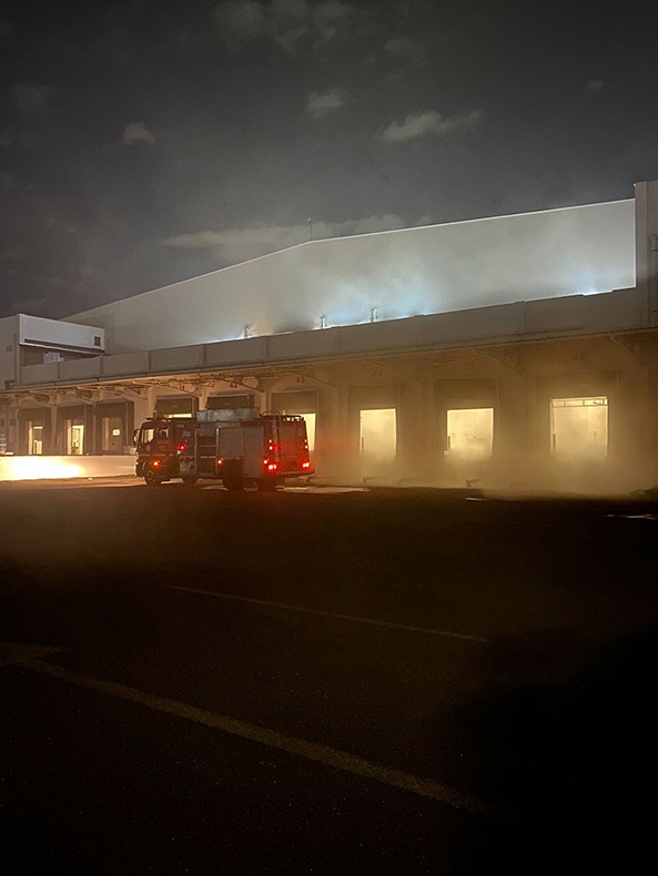 Incêndio atinge centro de distribuição de supermercado