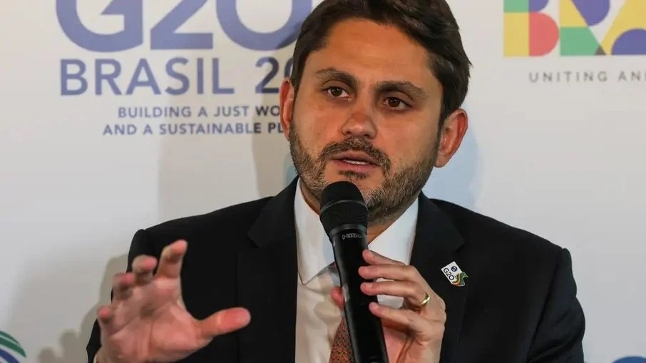 Ministro Juscelino Filho em mais um rolo com dinheiro público. E Lula não faz nada