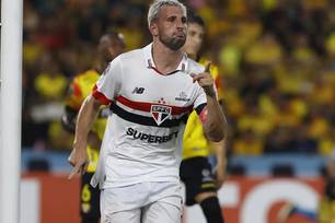 São Paulo vence Barcelona de Guayaquil em estreia de Zubeldía na Libertadores
