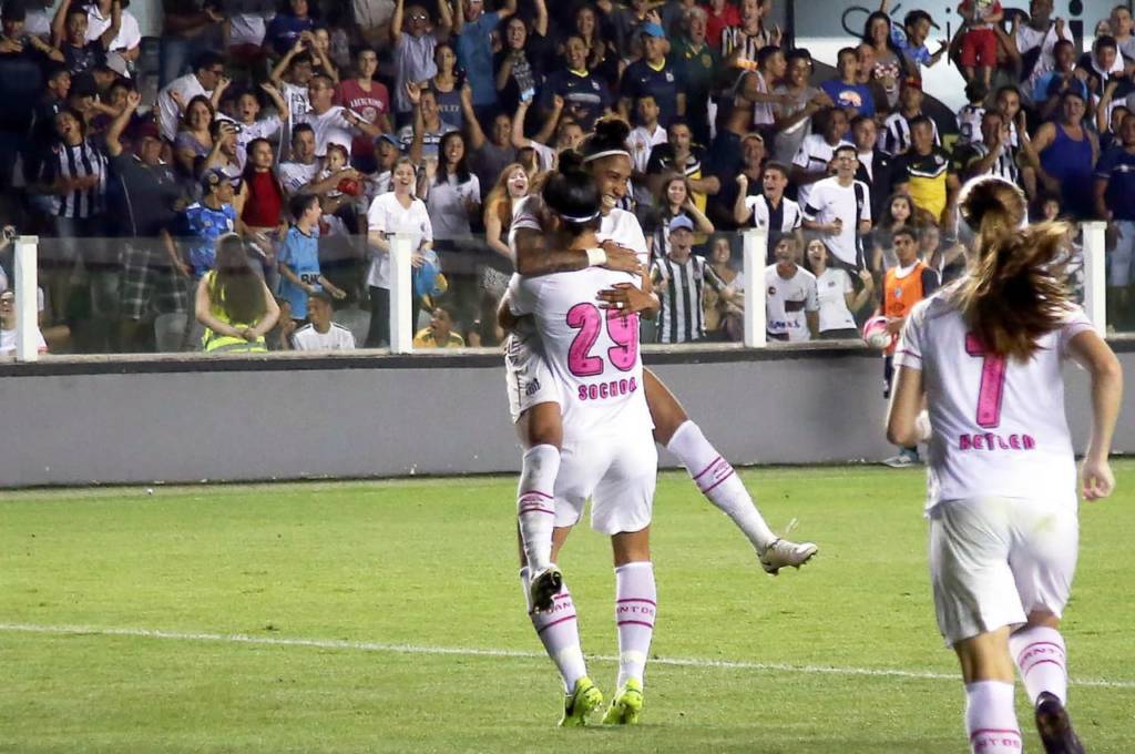 Com Vila lotada, Santos vence o Corinthians no 1º jogo da ...