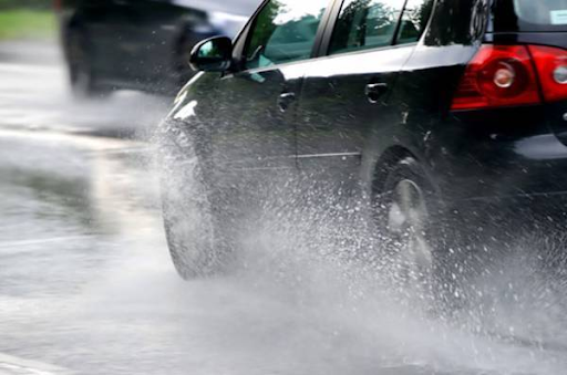 Polícia Rodoviária Federal divulga lista com dicas de segurança ao volante para dias chuvosos