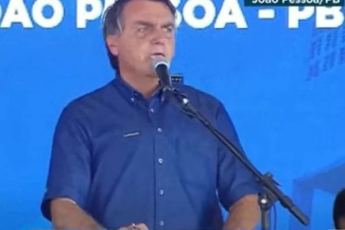 Bolsonaro confirma aumento do Auxílio Brasil para R$ 600