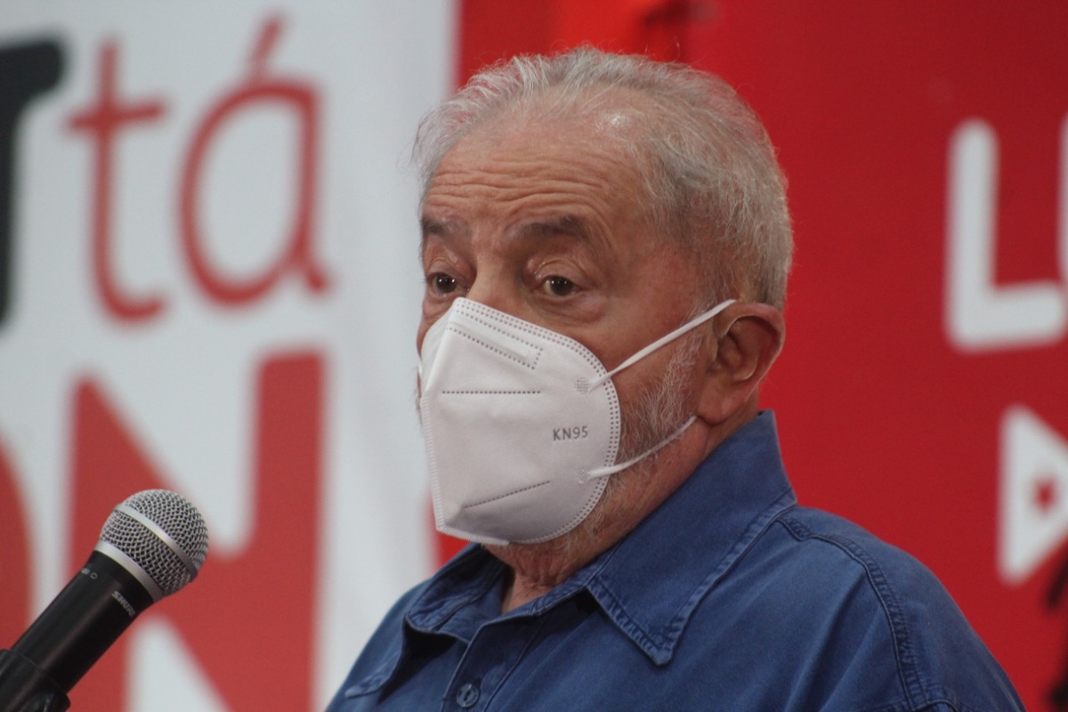 TSE forma maioria para manter respostas de Lula em propaganda de Bolsonaro