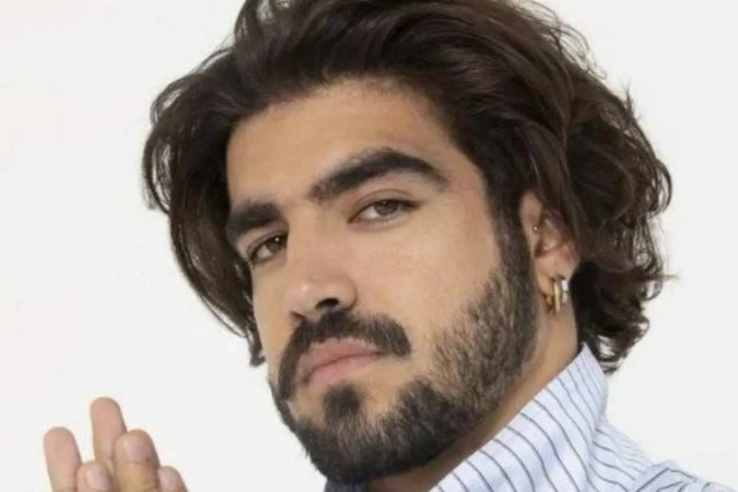 Ator Caio Castro