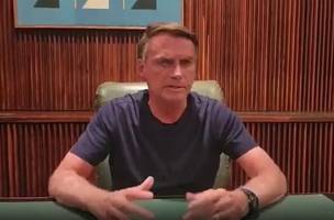 Bolsonaro grava vídeo (Foto: Divulgação)