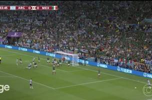 Com gol de Messi, Argentina vence o México por 2 a 0 na Copa do Mundo (Foto: Reprodução/TV Globo)