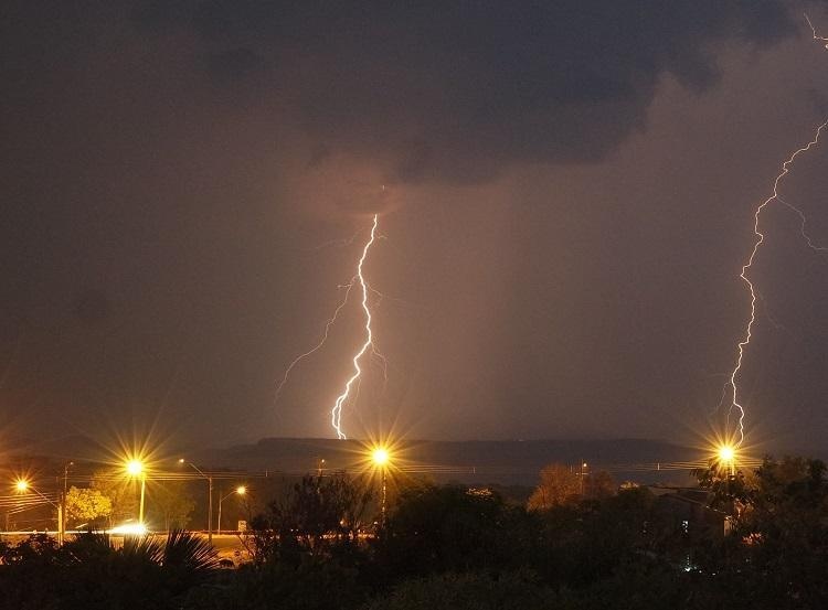 Inmet faz alerta de chuvas intensas Piauí