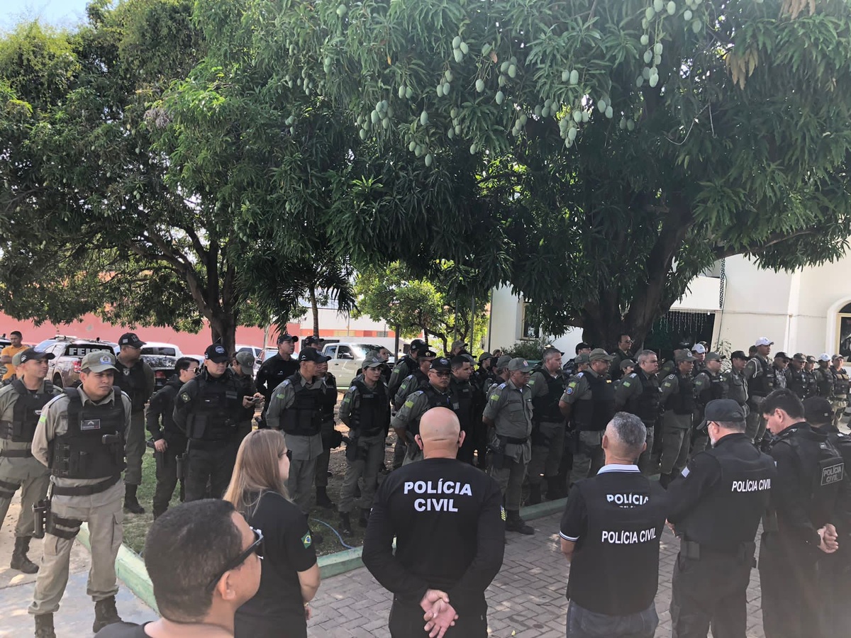 Mais de 700 policiais garantem segurança durante aplicação do Enem 2022