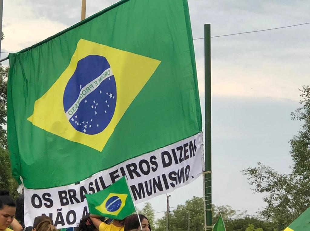 Militares condenam manifestações antidemocráticas e censura nota da Defesa