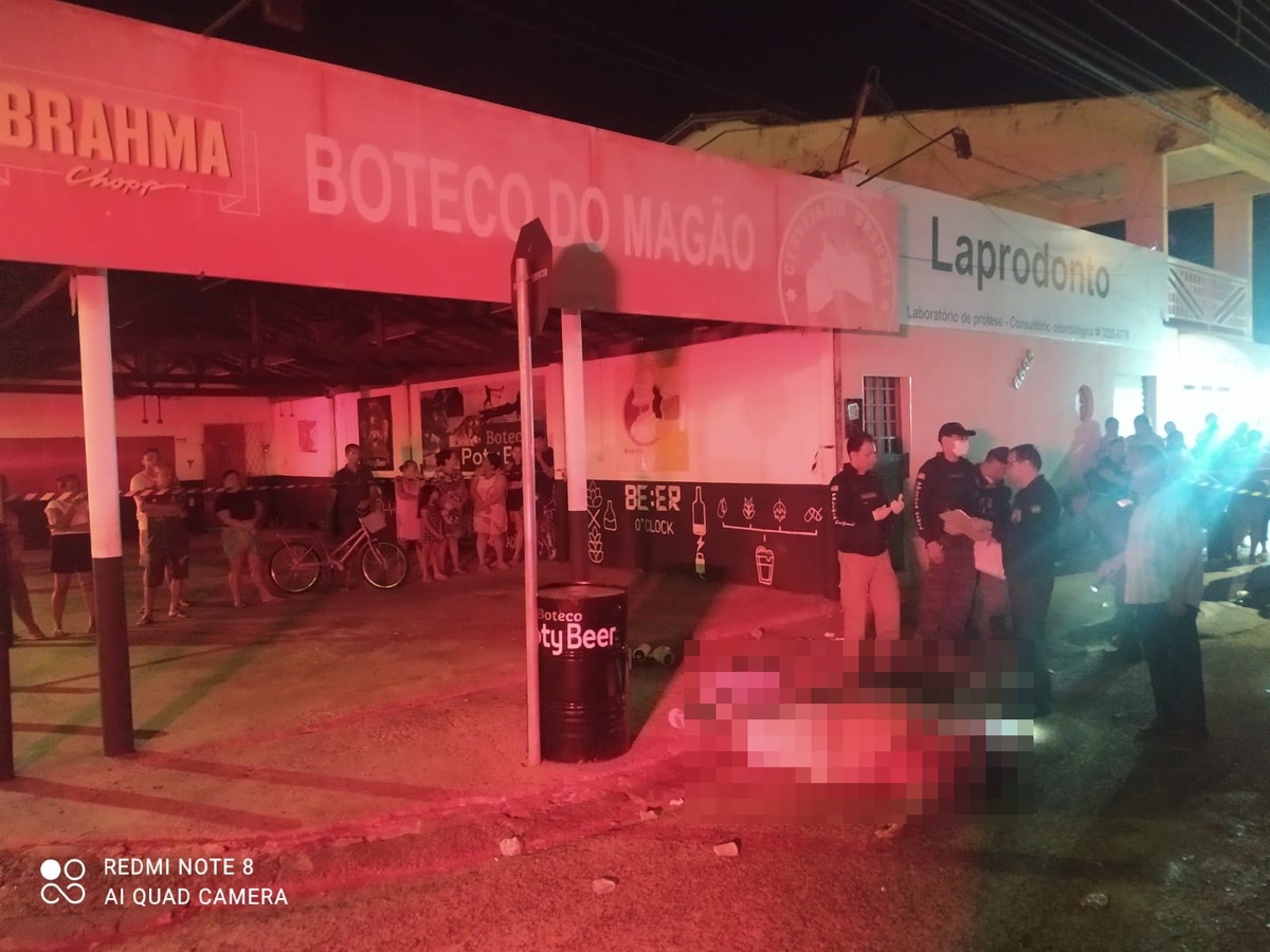 Segundo a PM, a vítima foi rendida por homens encapuzados e com coletes à prova de bala