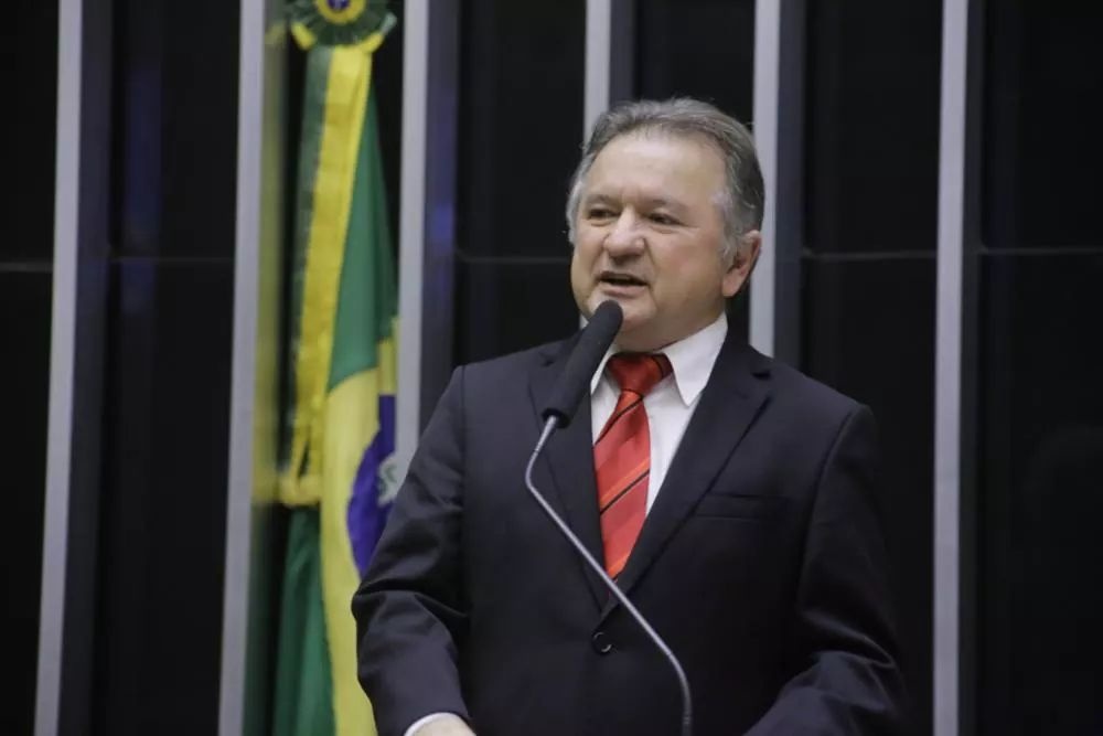Deputado Merlong Solano (PT)