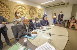 Deputados Franzé Silva, Francisco Limma e Gustavo Neiva (Foto: Reprodução)