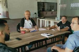 Ferroviário em reunião (Foto: Reprodução/redes sociais)