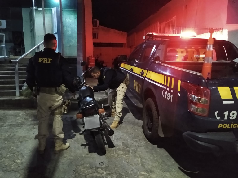 Homem é preso com veículo adulterado em Floriano
