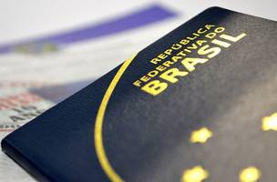 Mais de 108 mil pessoas na fila por um passaporte (Foto: Foto Divulgação)