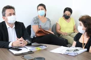 Ministério Público e representantes da saúde participam de audiência extrajudicial (Foto: MP-PI/Divulgação)