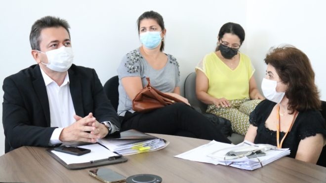Ministério Público e representantes da saúde participam de audiência extrajudicial