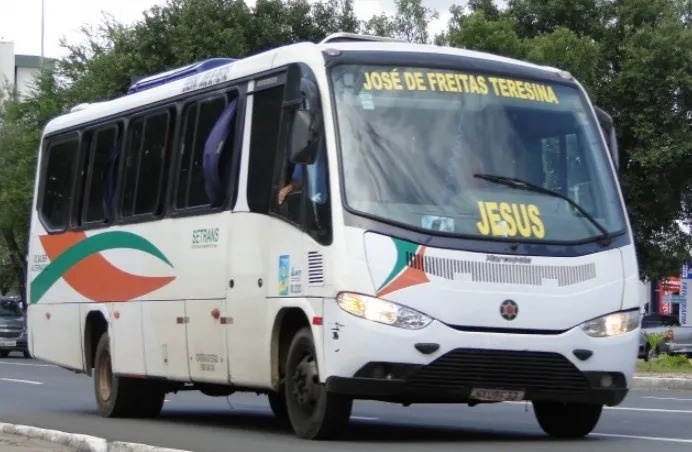 Ônibus