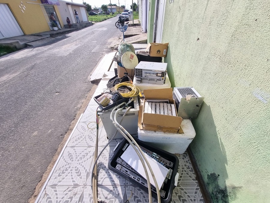 Parte do material apreendido com o empresário