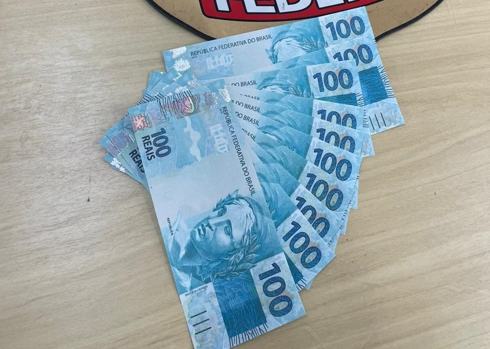 PF prende homem em flagrante com R$ 1000 em notas falsas no bairro Itararé