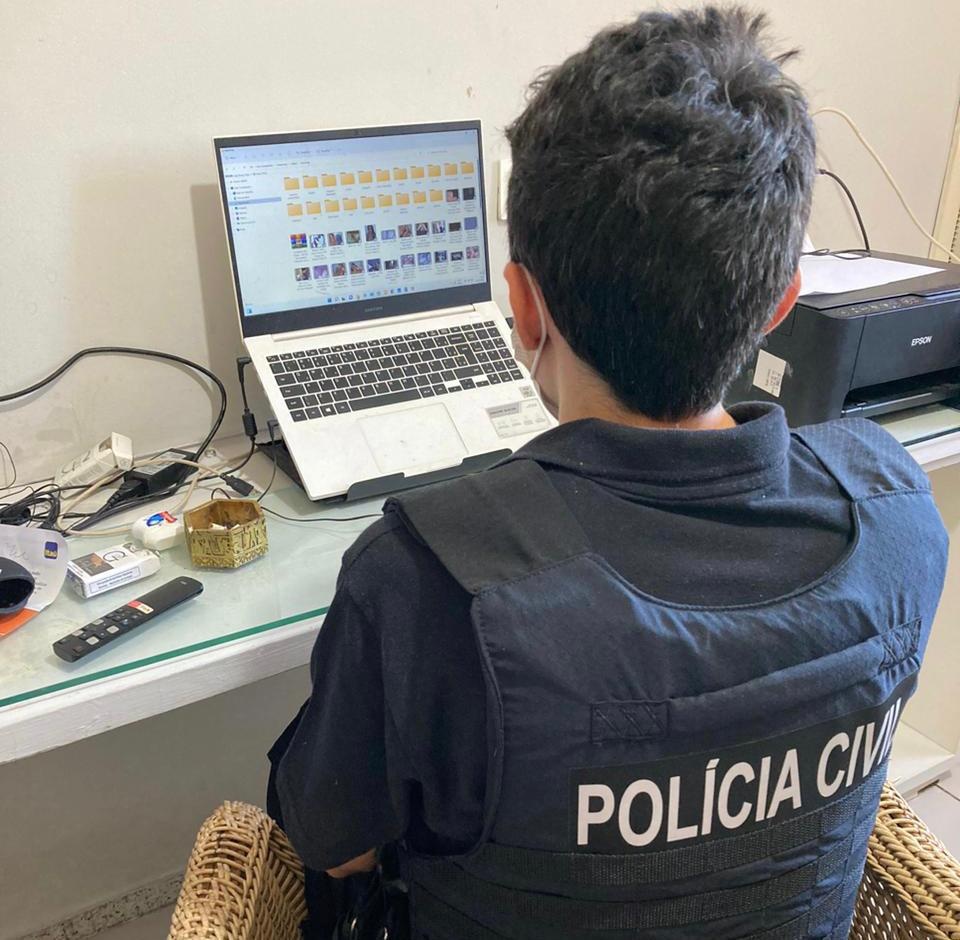 Um dos suspeitos foi detido em flagrante