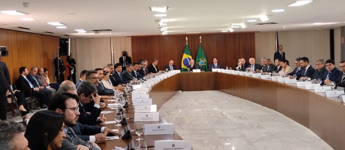 A reunião tratou dos ataques terrosristas praticados em Brasília no último domingo (08)
