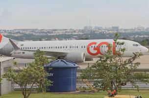 Avião que trouxe o ex-ministro dos EUA (Foto: Divulgação)