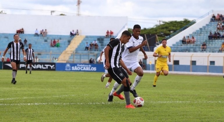 Botafogo estreia com goleada na Copinha