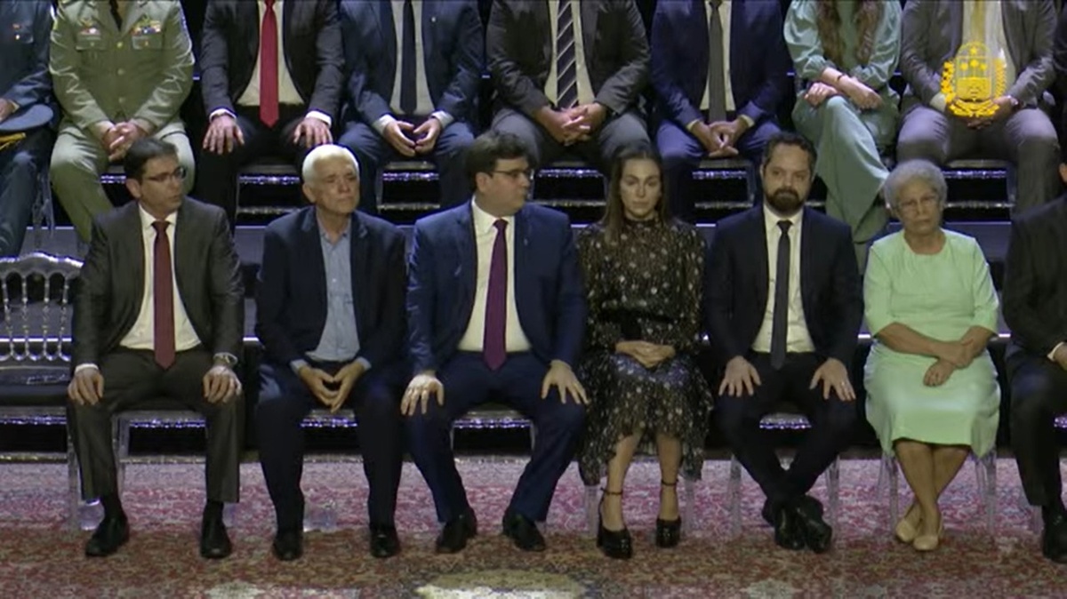 Em posse dos secretários, Rafael Fonteles pede gestão de resultados