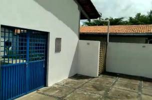 Escola abandonada (Foto: Reprodução/redes sociais)