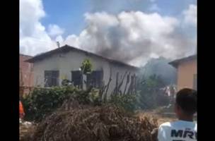 Família perdeu tudo no incêndio (Foto: Reprodução)