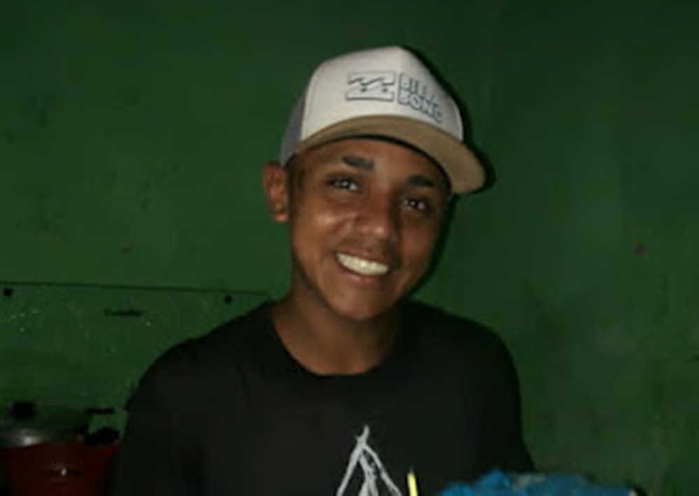 Homem é morto a tiros