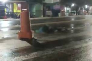 Idoso foi colhido por três veículos (Foto: Divulgação)
