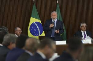 Lula em reunião com governadores (Foto: José Cruz/Agência Brasil)