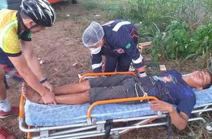 O ciclista não se feriu gravemente (Foto: João Filho/ Piripiri Réporter)