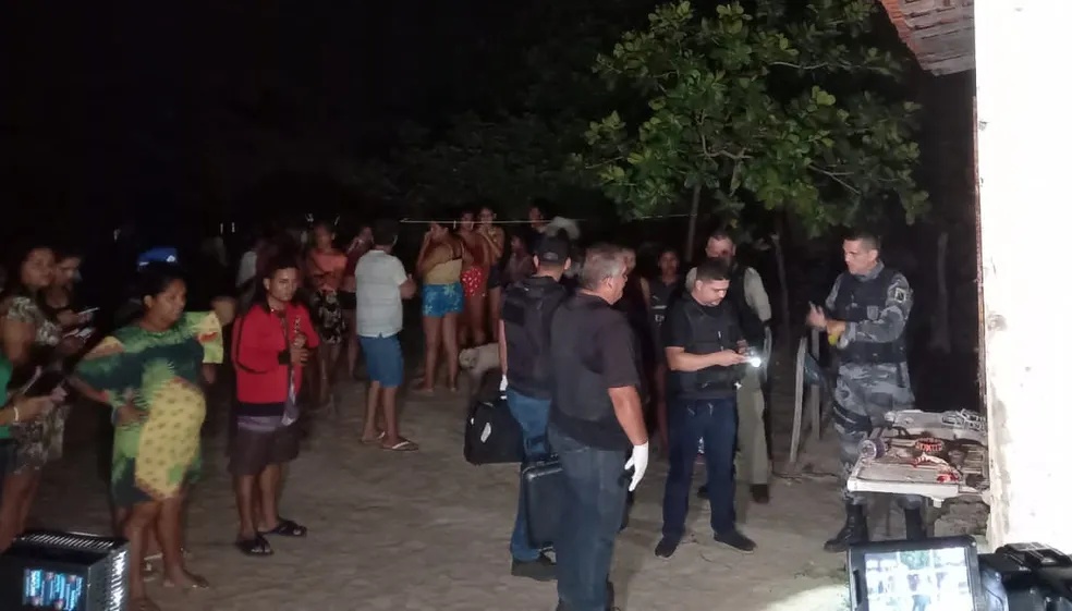Os bandidos fugiram depois da ação