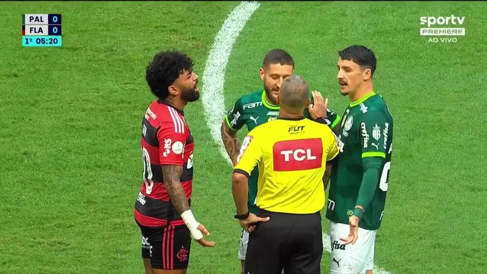 Palmeiras vence Flamengo em grande jogo e leva Supercopa do Brasil