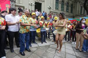 Prefeito Dr. Pessoa abre o carnaval de Teresina (Foto: Foto divulgação)