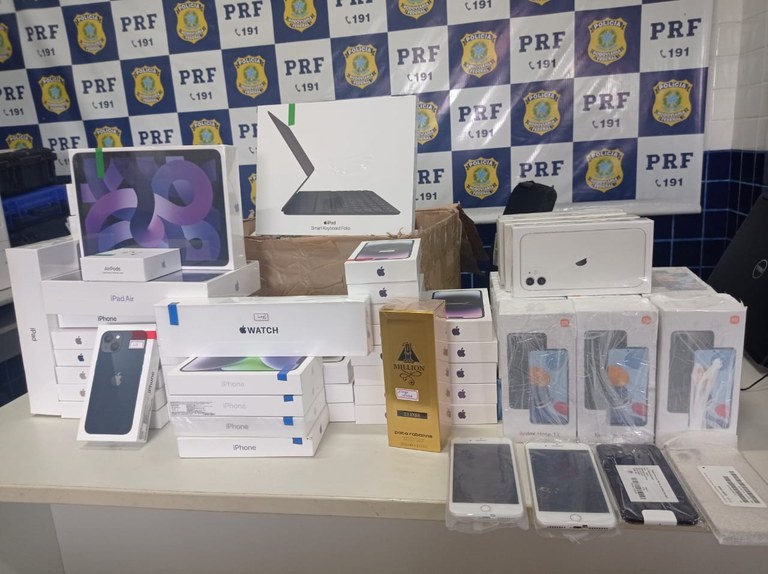 PRF apreende mais de R$ 560 mil em aparelhos eletrônicos ilegais na cidade de Piripiri