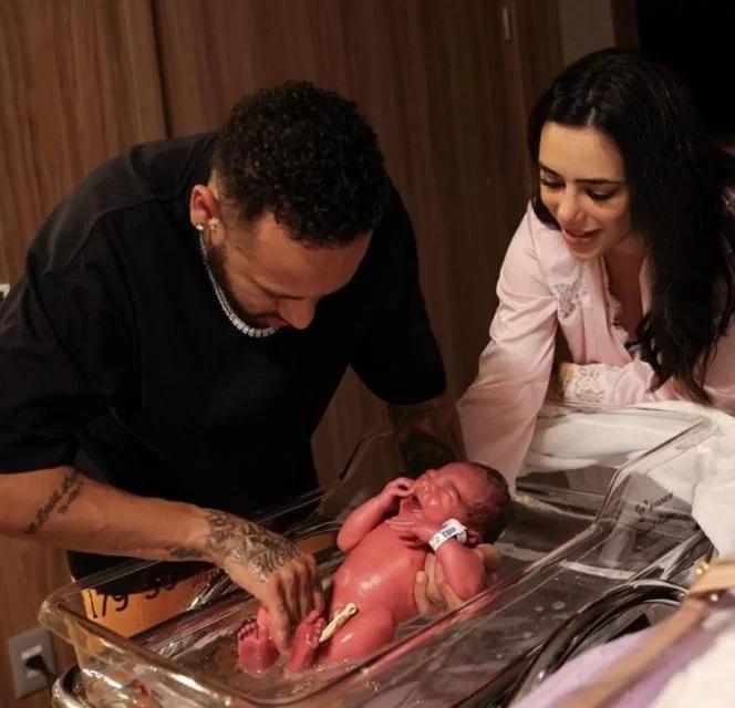 Mavie, filha de Neymar e Bruna Biancardi
