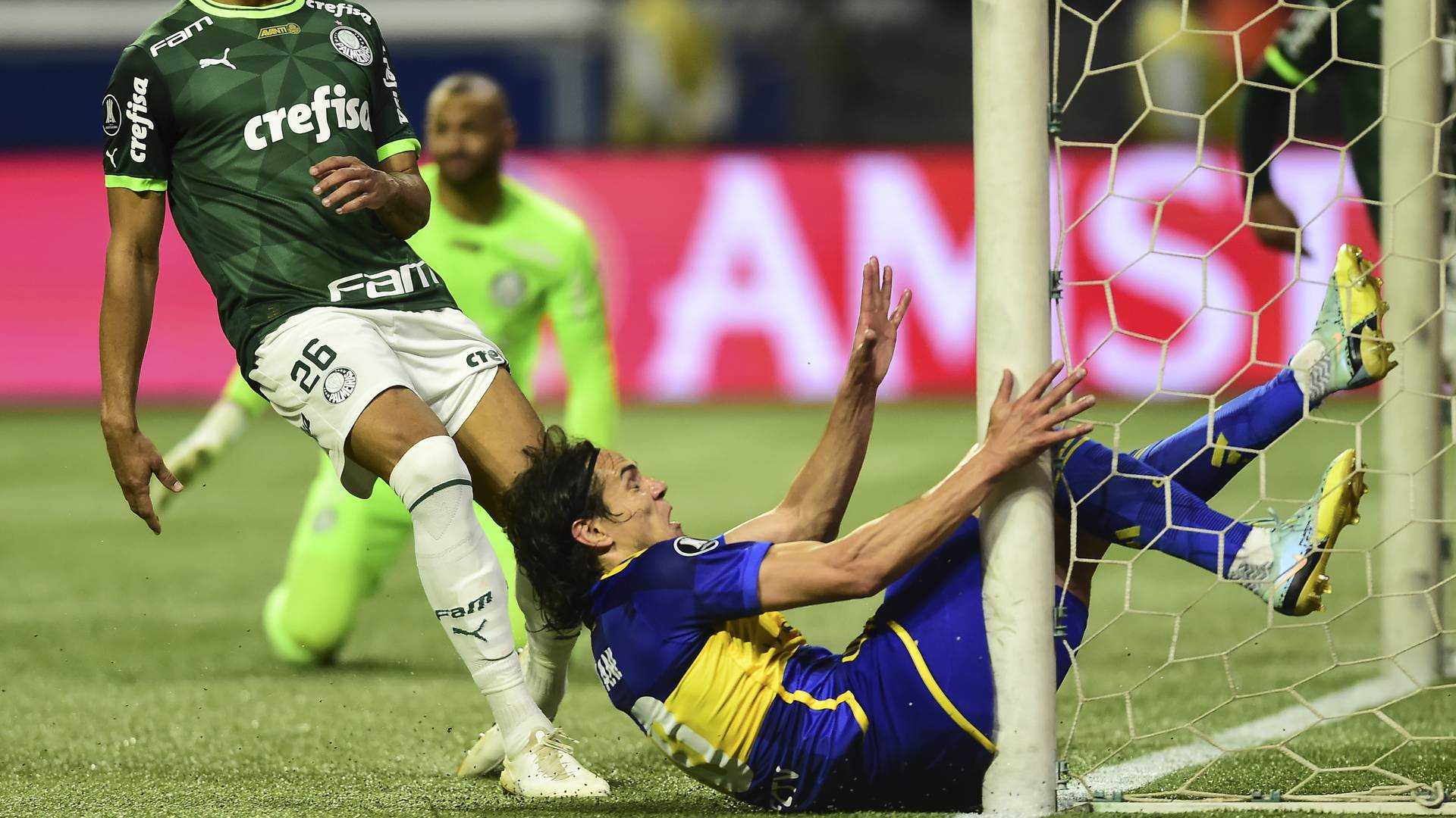 Boca Juniors vence Palmeiras nos pênaltis e avança à final da Libertadores