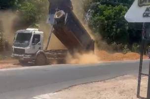 Obra tem causado transtornos à população (Foto: Divulgação/redes sociais)