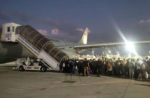 Registro do desembarque (Foto: Força Áerea Brasileira)
