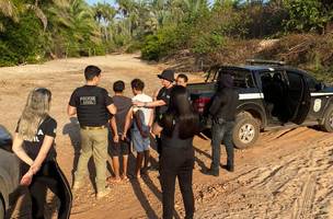 Um dos detidos durante o cumprimento de mandados (Foto: Divulgação/PC-PI)