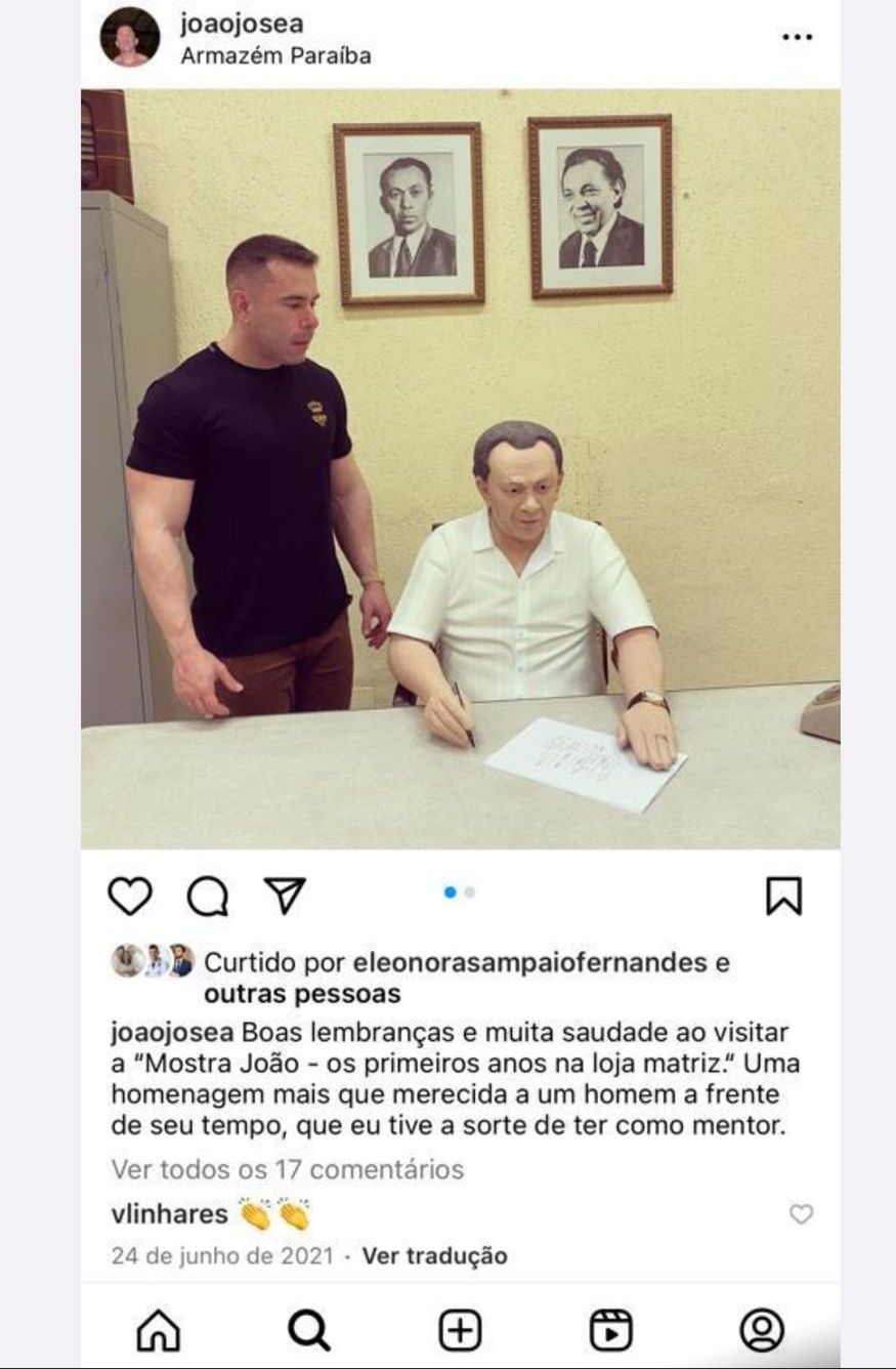 A ligação com os Claudino se vê na legenda dessa foto onde João Jose diz que Seu João era seu mentor