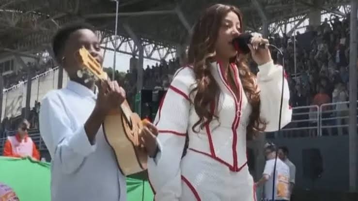 Ludmila e o mico do “hum hum Elvira do Ipiranga…” um erro que marcou a fórmula 1 deste ano no Brasil