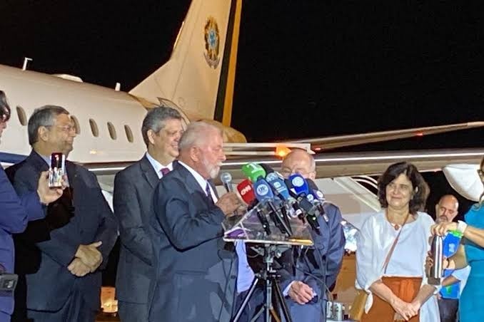 Lula faz média com repatriados e volta a atacar Israel. Reação diplomática foi grande