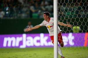 Massa Bruta derrota Esmeraldino com gols de Borbas e Talisson (Foto: Ari Ferrerira/ Red Bull Bragantino)