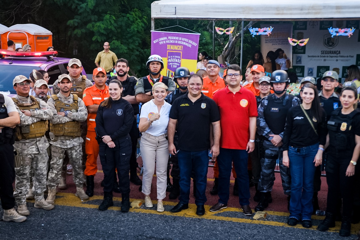 Agentes da Secretaria de Segurança do Piauí no Corso